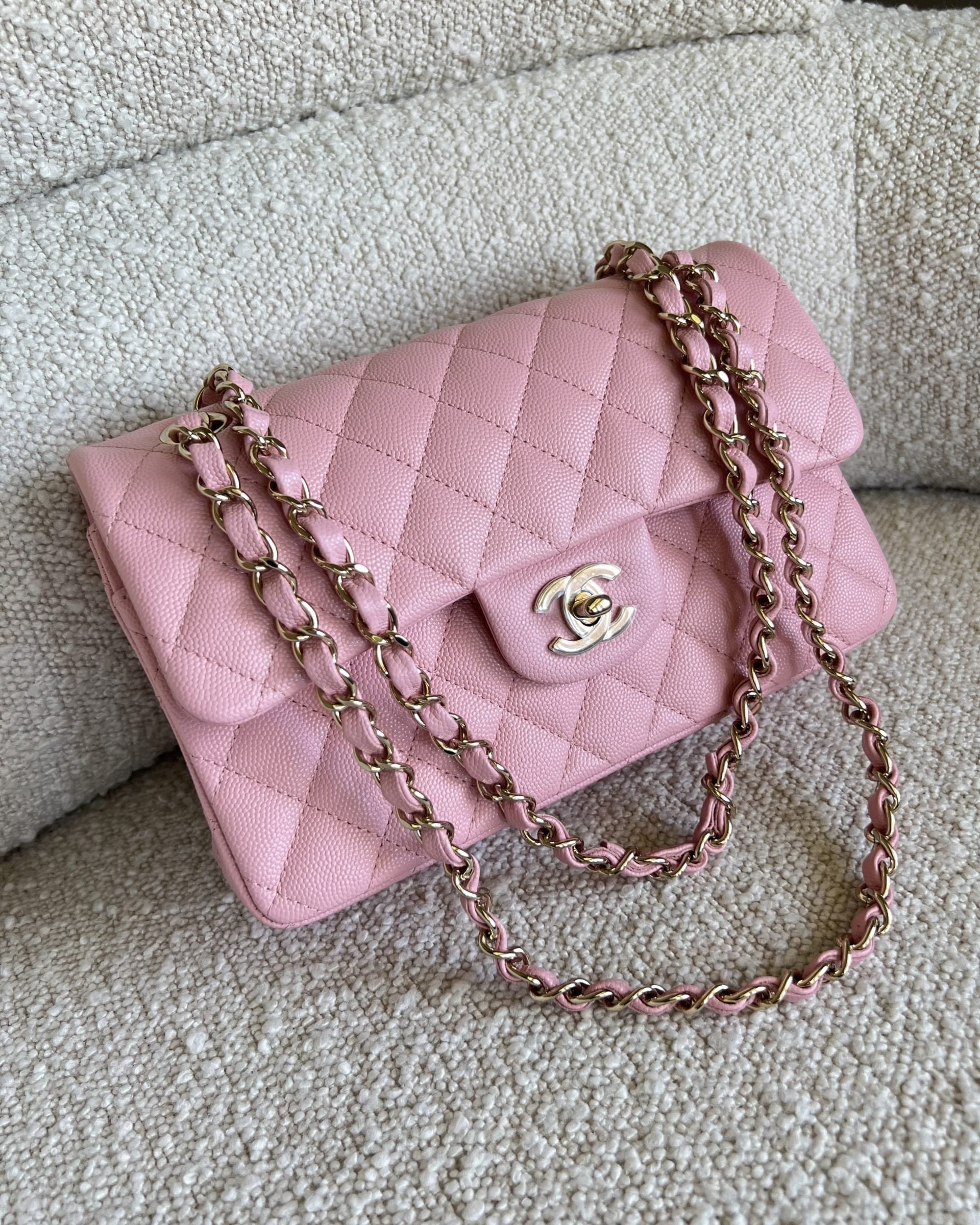 CHANEL Handbag 22C Sakura Pink Caviar Quilted Classic Flap Small LGHW -Knockoff
