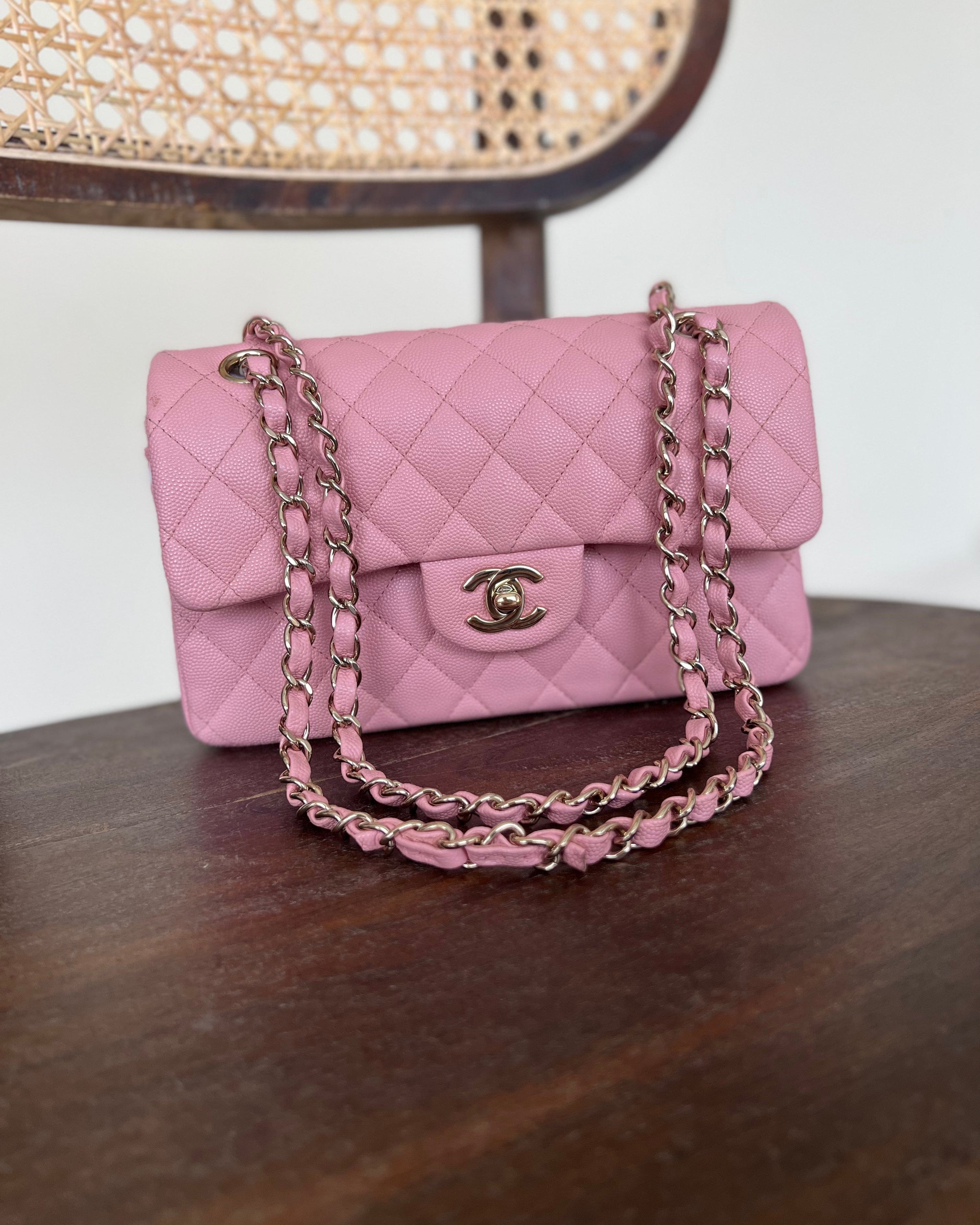 CHANEL Handbag 22C Sakura Pink Caviar Quilted Classic Flap Small LGHW -Knockoff
