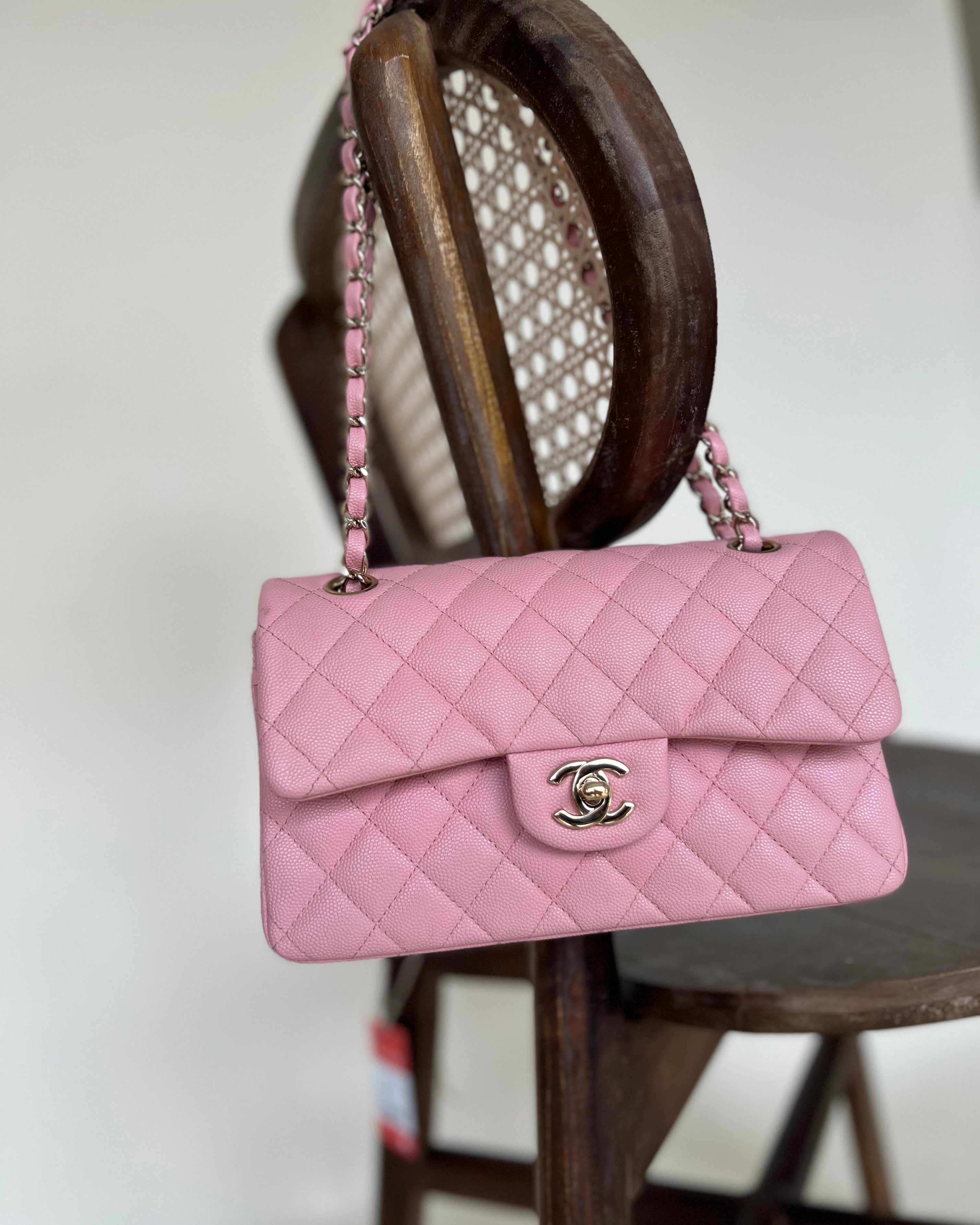 CHANEL Handbag 22C Sakura Pink Caviar Quilted Classic Flap Small LGHW -Knockoff
