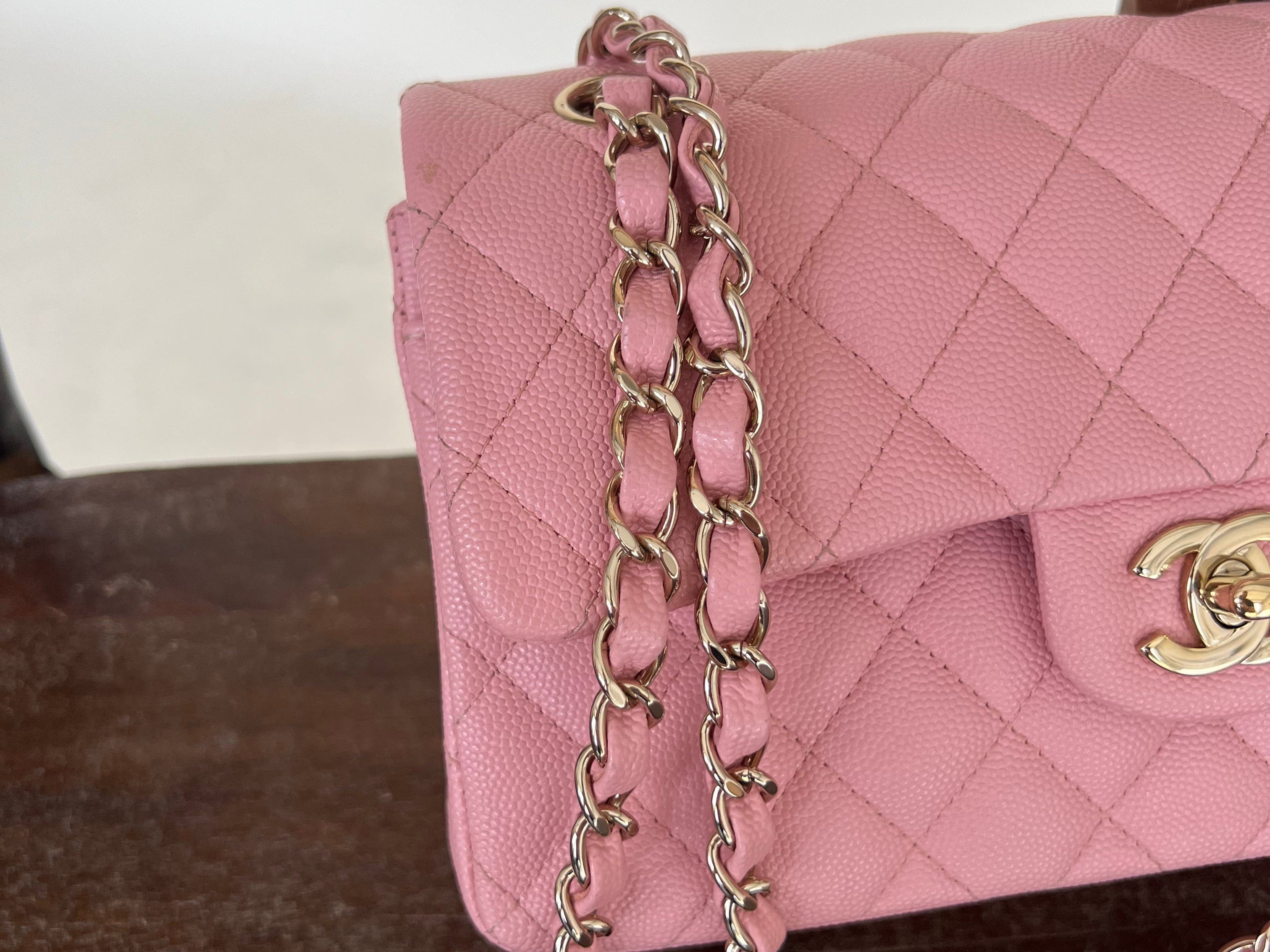 CHANEL Handbag 22C Sakura Pink Caviar Quilted Classic Flap Small LGHW -Knockoff
