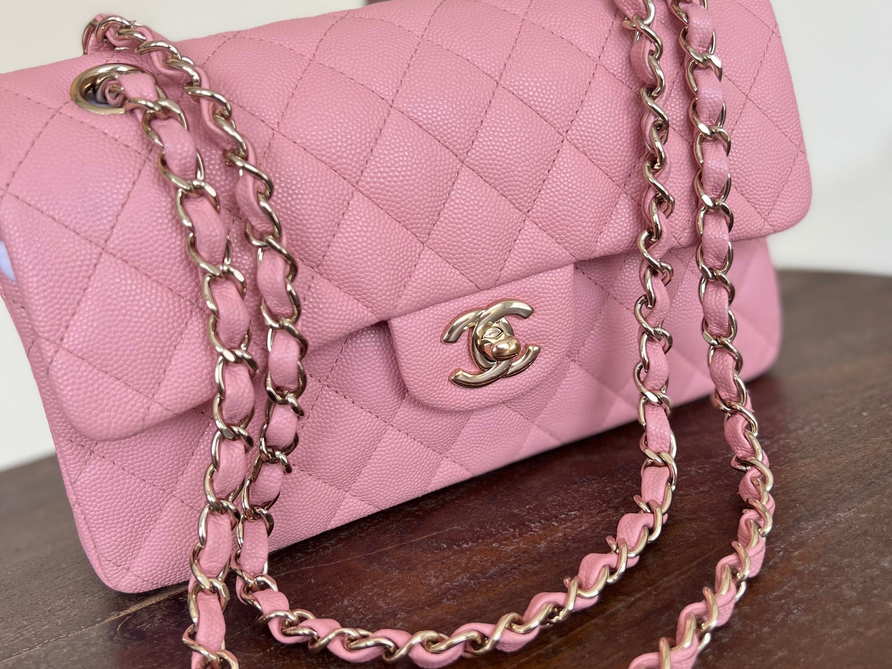 CHANEL Handbag 22C Sakura Pink Caviar Quilted Classic Flap Small LGHW -Knockoff
