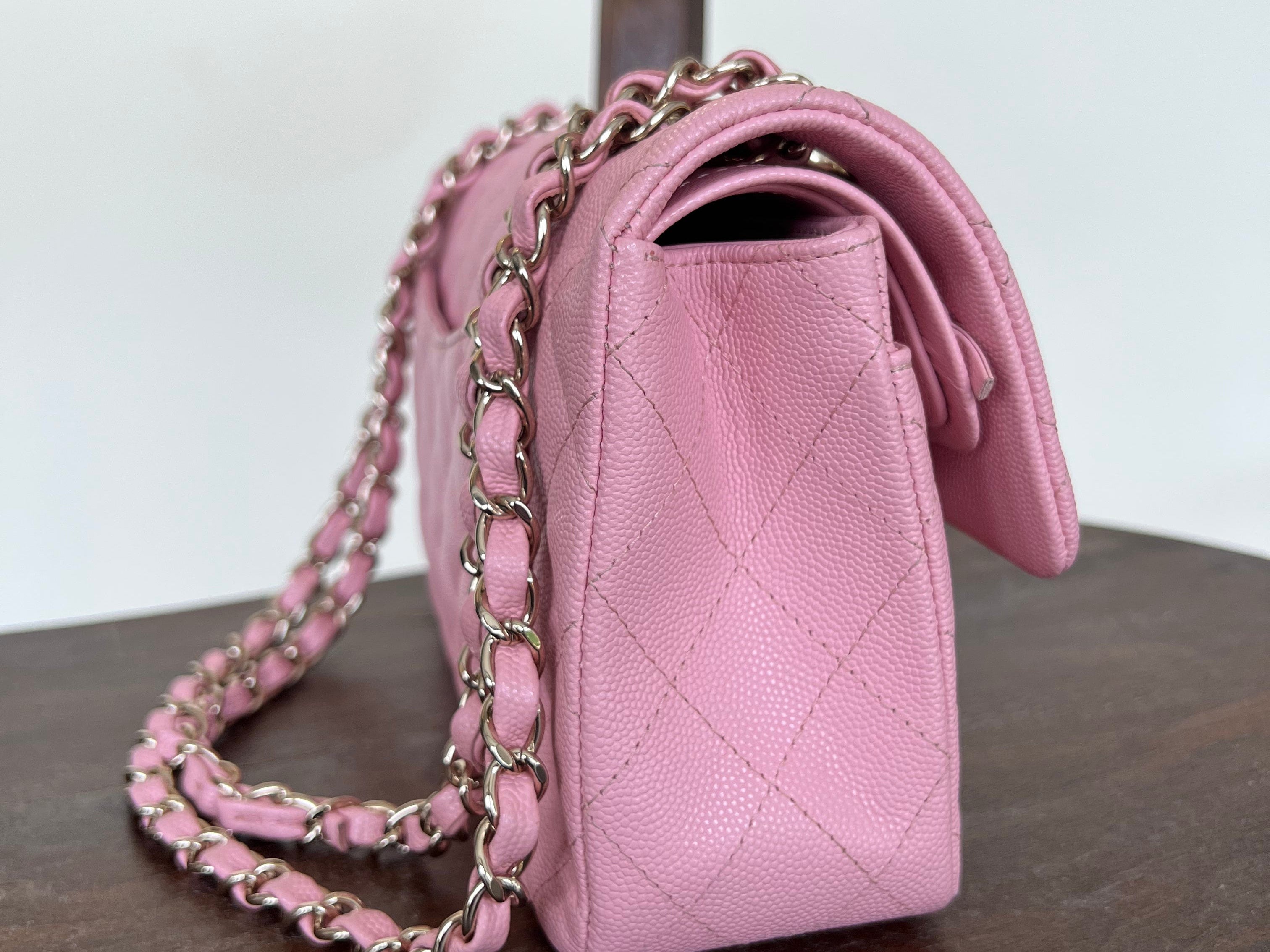 CHANEL Handbag 22C Sakura Pink Caviar Quilted Classic Flap Small LGHW -Knockoff
