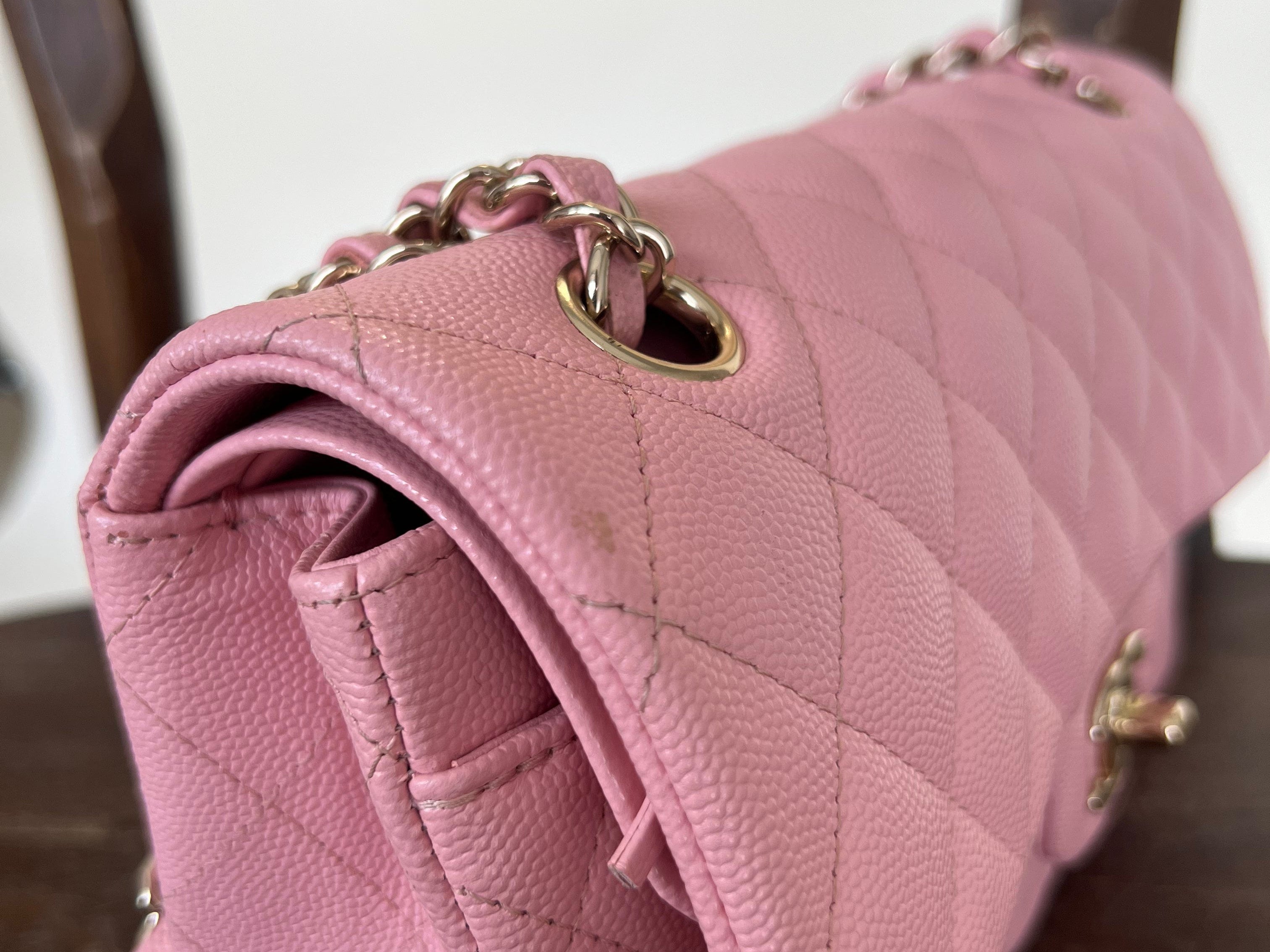 CHANEL Handbag 22C Sakura Pink Caviar Quilted Classic Flap Small LGHW -Knockoff
