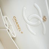 CHANEL Handbag 22C White Caviar Quilted Classic Flap Small Light Gold Hardware -Knockoff
