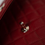 CHANEL Handbag 22K Red Caviar Quilted Coco Handle Medium (Old Small) Light Gold Hardware -Knockoff
