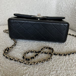 CHANEL Handbag 22P Black Lambskin Quilted Mini Top Handle LGHW -Knockoff
