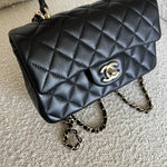 CHANEL Handbag 22P Black Lambskin Quilted Mini Top Handle LGHW -Knockoff
