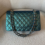 CHANEL Handbag 22P Iridescent Green Caviar Quilted Classic Flap Medium Light Gold Hardware -Knockoff
