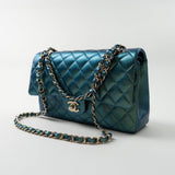 CHANEL Handbag 22P Iridescent Green Caviar Quilted Classic Flap Medium Light Gold Hardware -Knockoff
