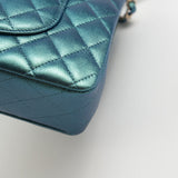 CHANEL Handbag 22P Iridescent Green Caviar Quilted Classic Flap Medium Light Gold Hardware -Knockoff
