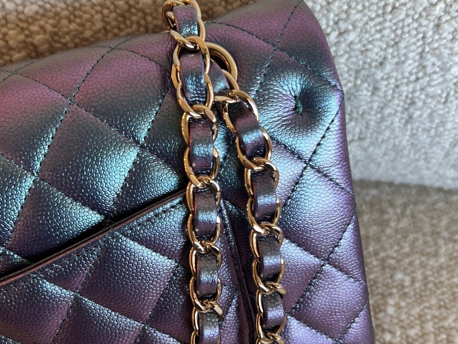 CHANEL Handbag 22P Iridescent Purple Caviar Quilted Medium Double Flap -Knockoff
