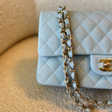 CHANEL Handbag 22P Light Blue Caviar Quilted Classic Flap Medium LGHW -Knockoff
