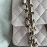 CHANEL Handbag 22P Light Pink Caviar Quilted Classic Flap Medium LGHW -Knockoff
