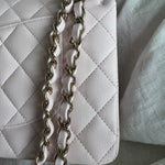 CHANEL Handbag 22P Light Pink Caviar Quilted Classic Flap Medium LGHW -Knockoff
