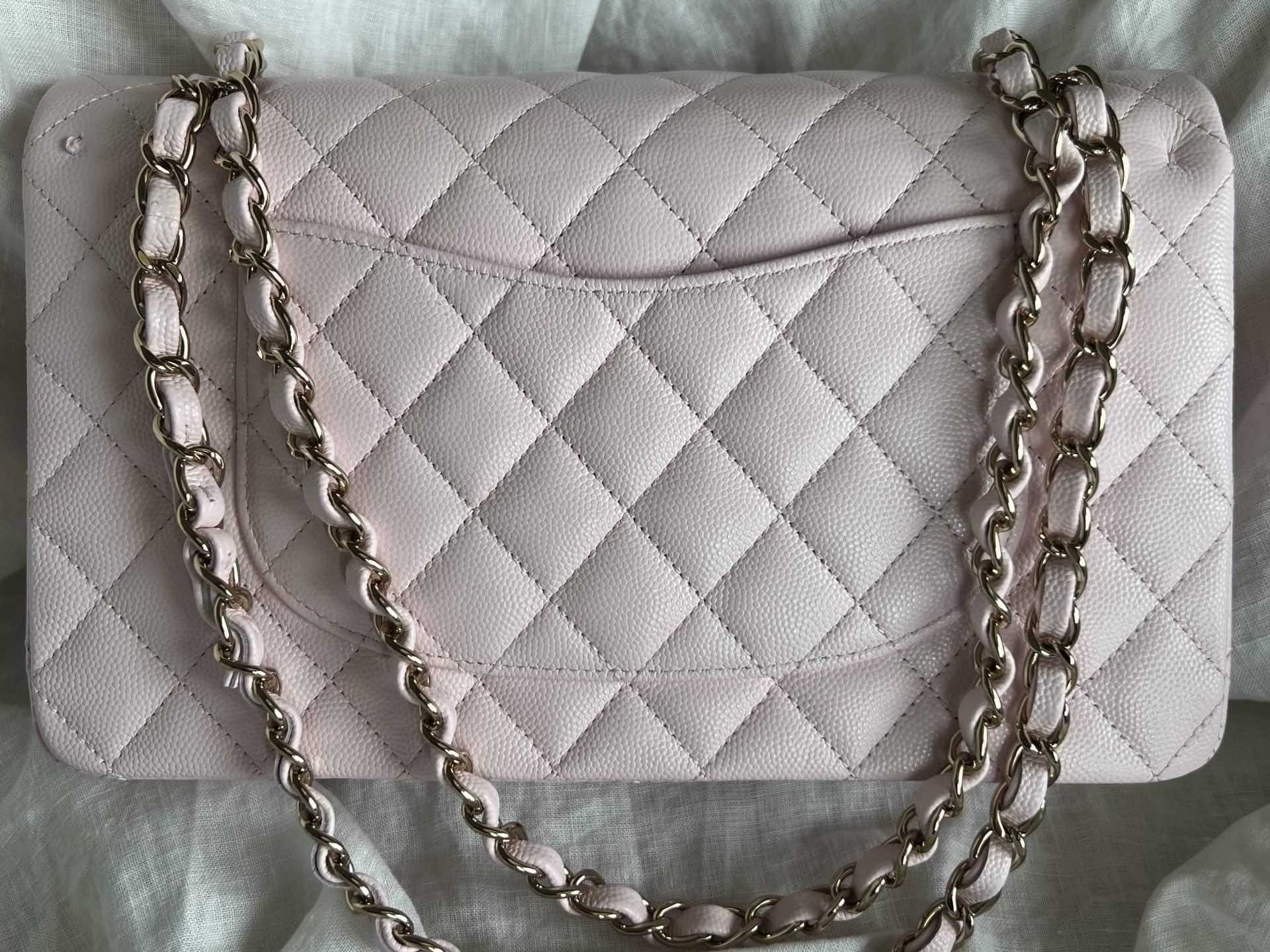 CHANEL Handbag 22P Light Pink Caviar Quilted Classic Flap Medium LGHW -Knockoff
