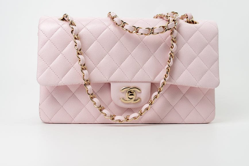 CHANEL Handbag 22P Light Pink Caviar Quilted Classic Flap Medium LGHW -Knockoff
