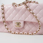 CHANEL Handbag 22P Light Pink Caviar Quilted Classic Flap Medium LGHW -Knockoff
