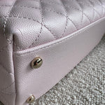 CHANEL Handbag 22P Light Pink Caviar Quilted Coco Handle Medium LGHW -Knockoff
