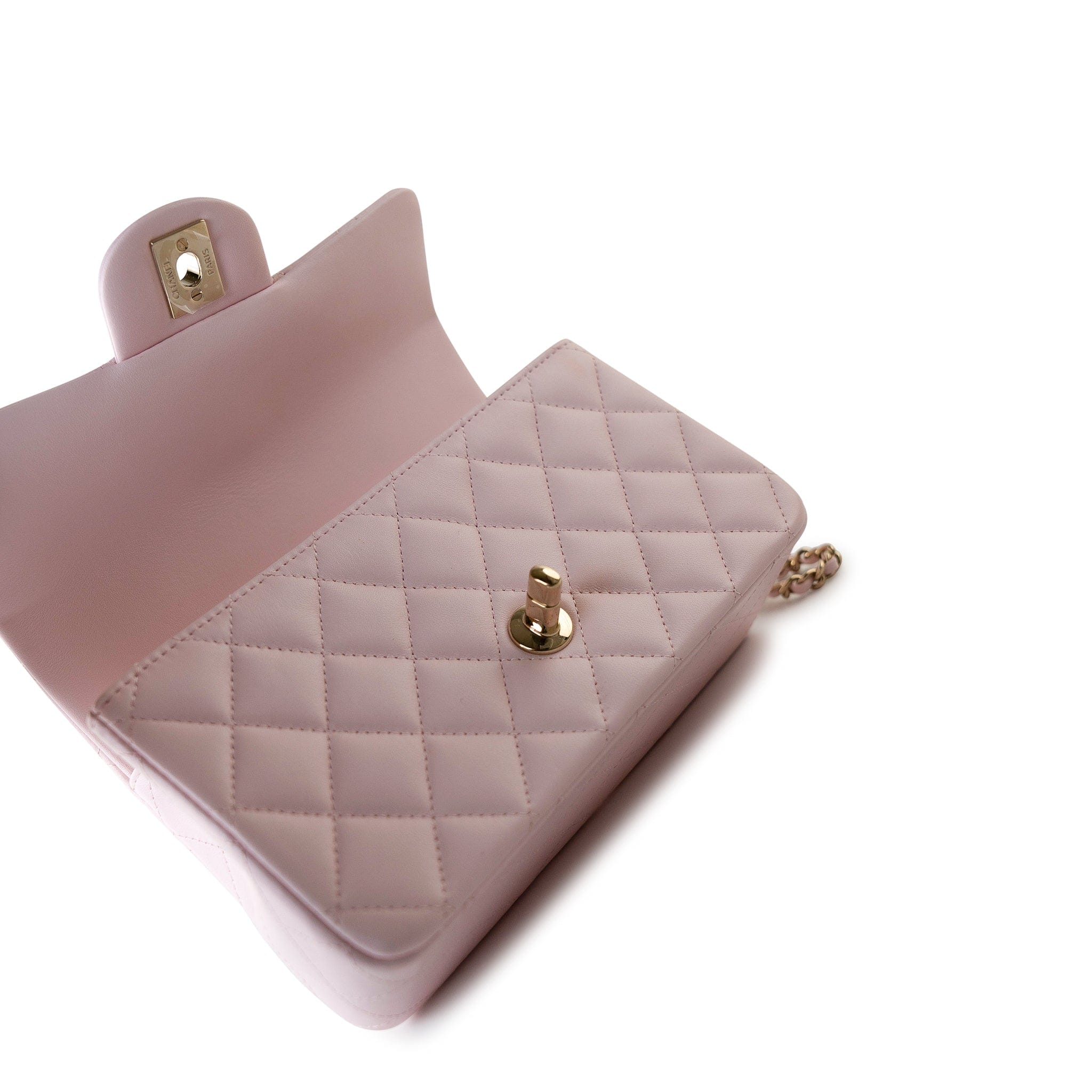 CHANEL Handbag 22P Light Pink Mini Top Handle Lambskin Quilted Light Gold Hardware -Knockoff
