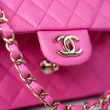 CHANEL Handbag 22P Pink Caviar Quilted Classic Flap Medium Light Gold Hardware -Knockoff
