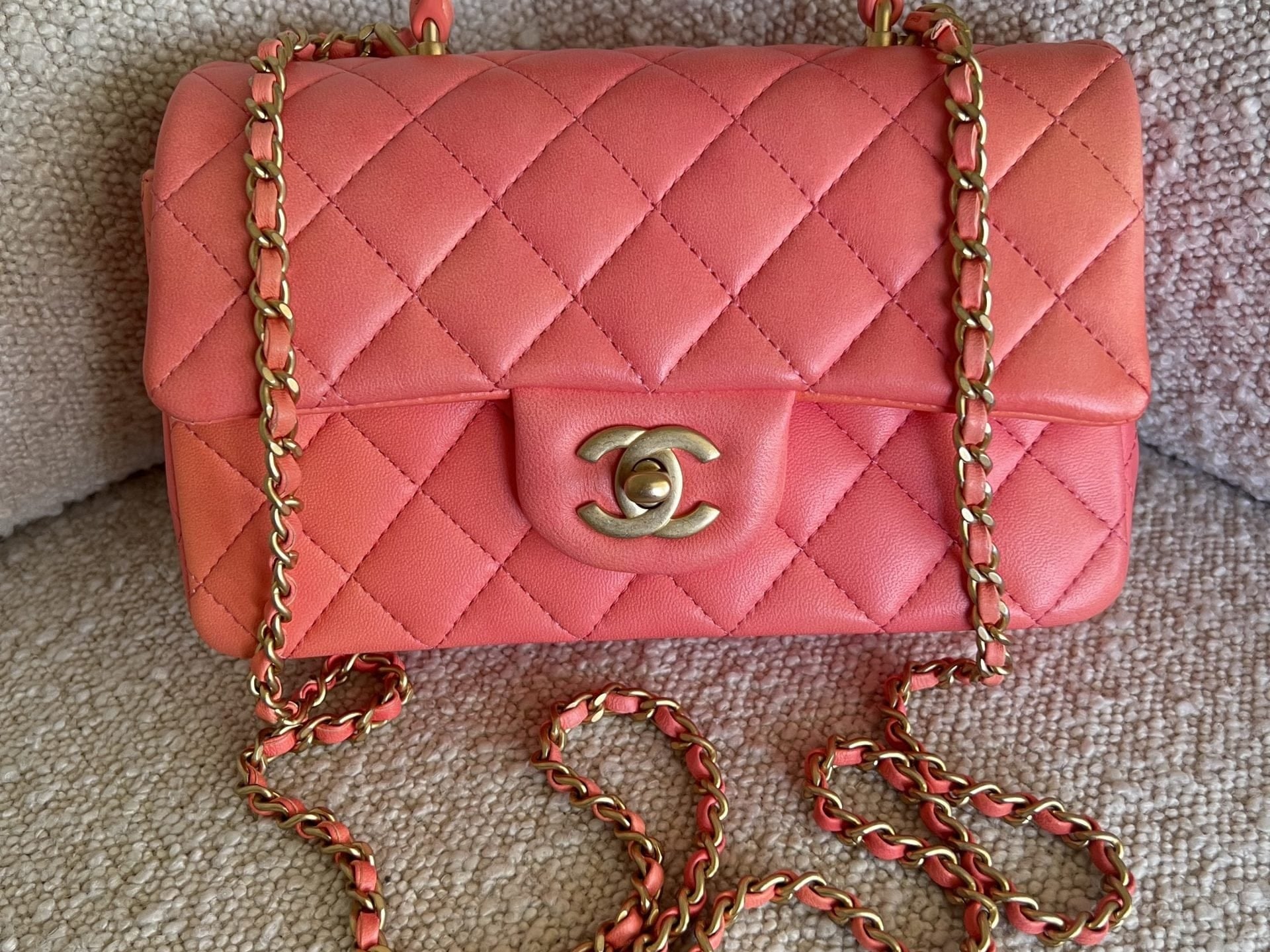 CHANEL Handbag 22P Pink/Orange Mini Lambskin Quilted with Top handle Rectangular LGHW -Knockoff
