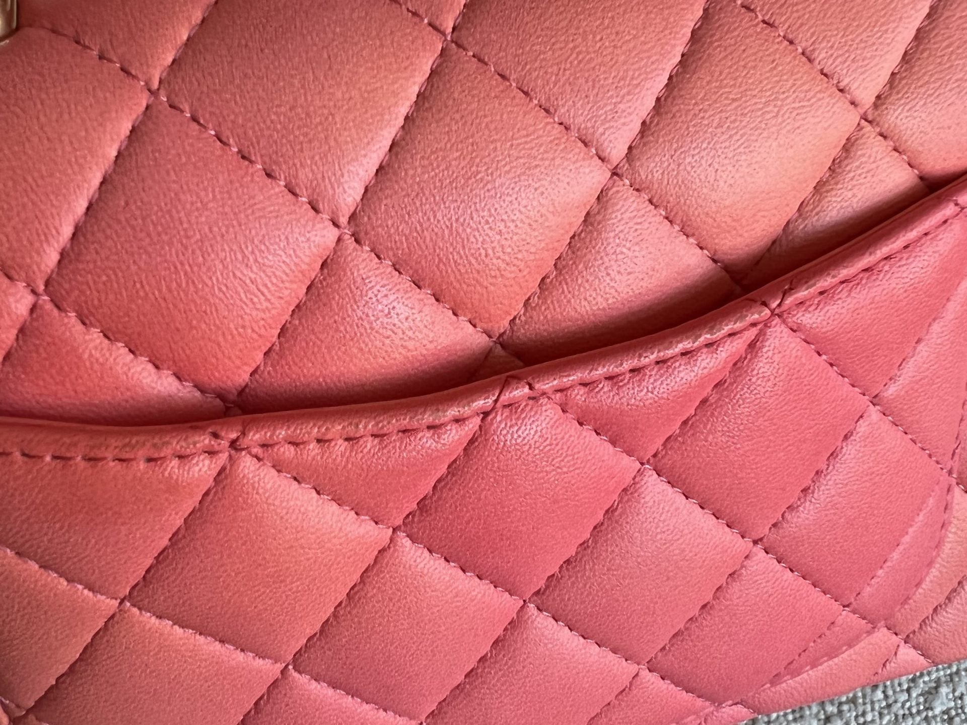 CHANEL Handbag 22P Pink/Orange Mini Lambskin Quilted with Top handle Rectangular LGHW -Knockoff
