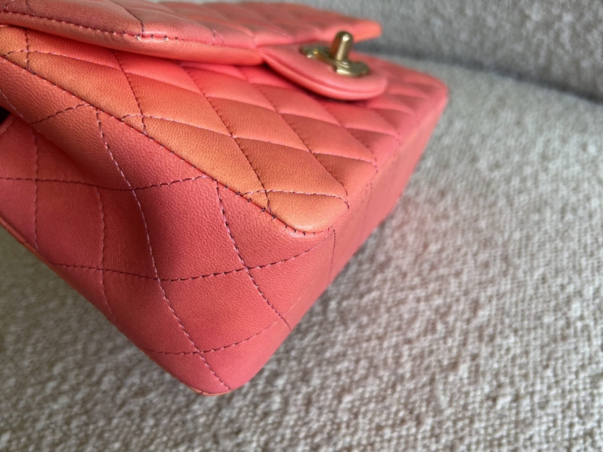 CHANEL Handbag 22P Pink/Orange Mini Lambskin Quilted with Top handle Rectangular LGHW -Knockoff
