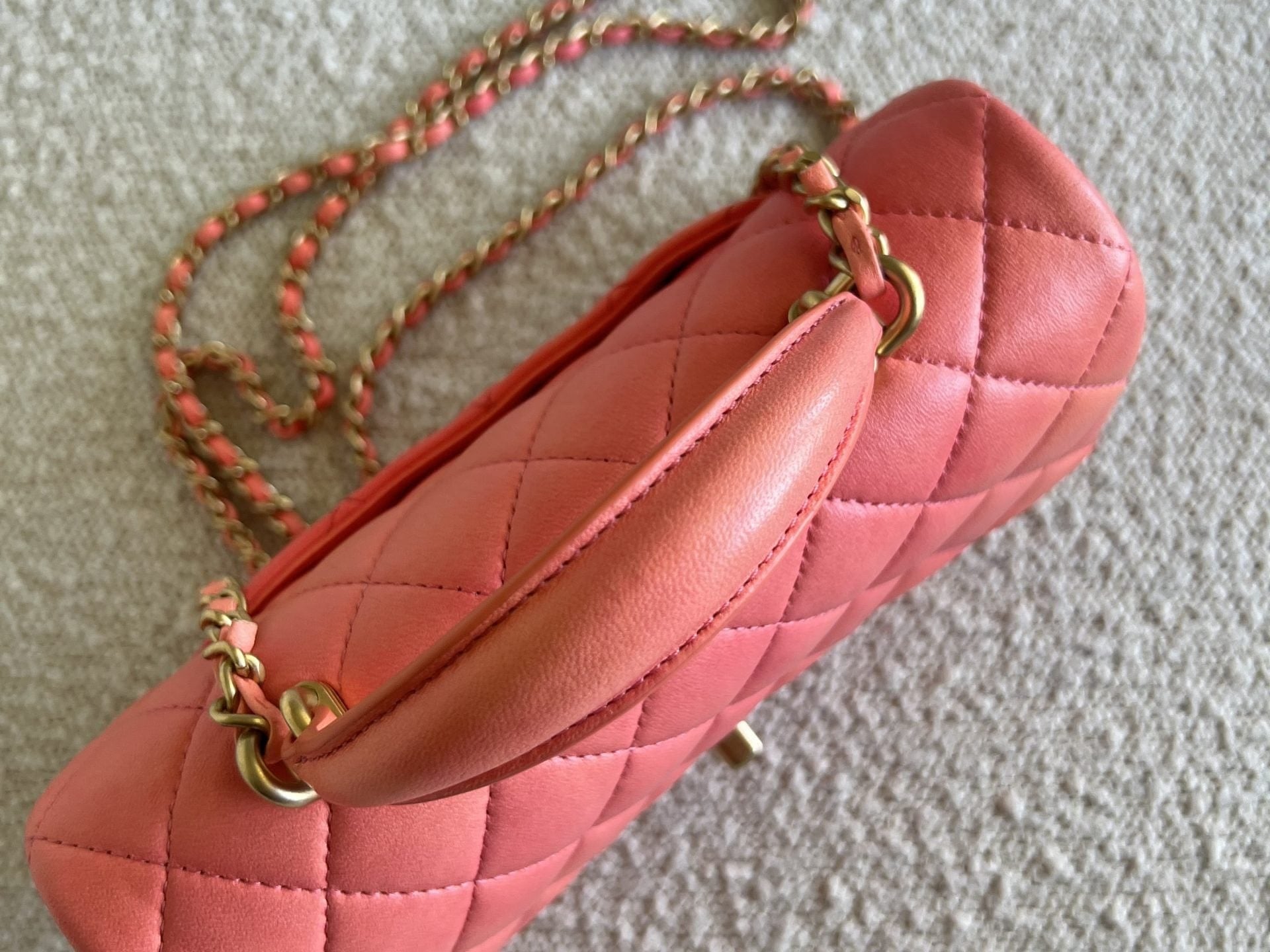 CHANEL Handbag 22P Pink/Orange Mini Lambskin Quilted with Top handle Rectangular LGHW -Knockoff
