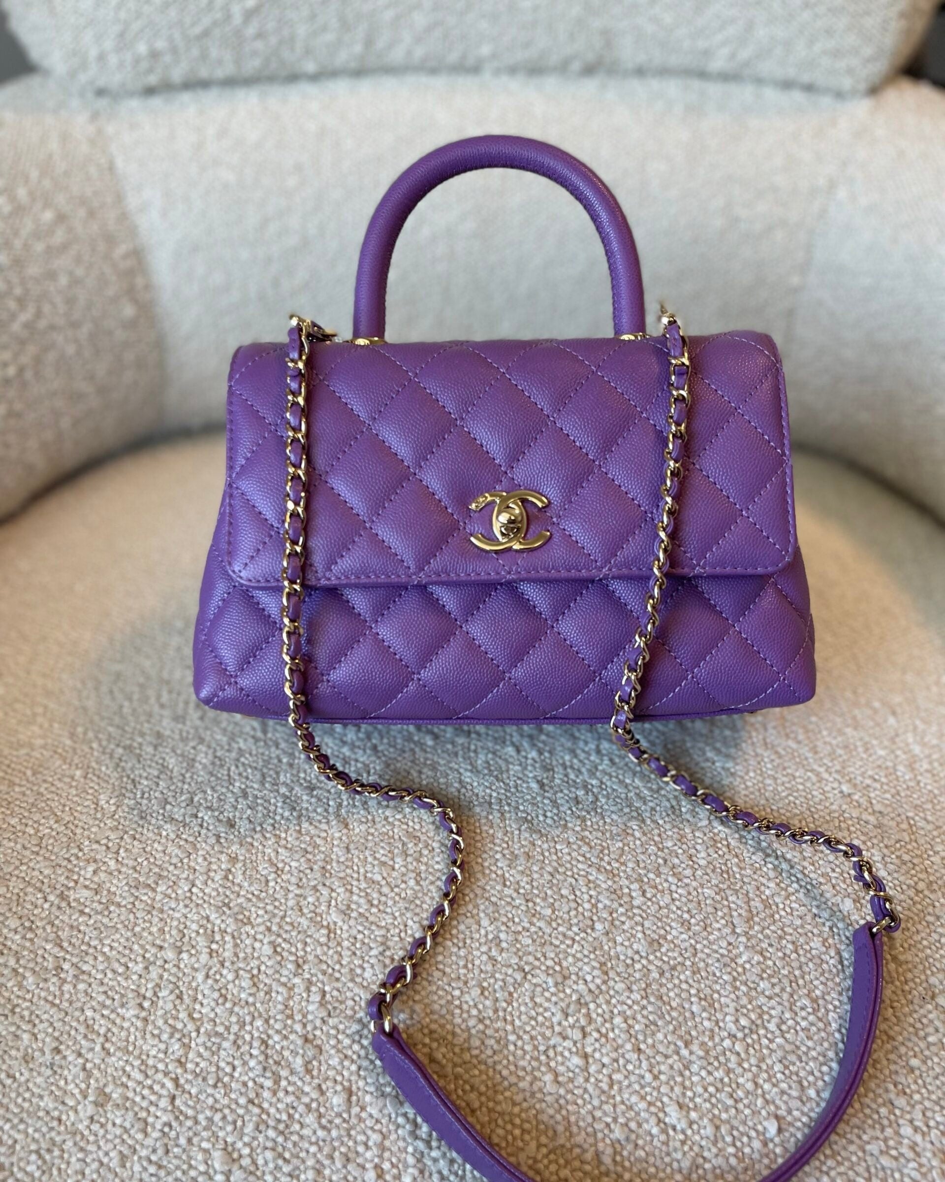 CHANEL Handbag 22P Violet Caviar Coco Handle Small LGHW -Knockoff
