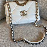 CHANEL Handbag 22P White Lambskin Quilted 19 Flap Small MHW -Knockoff
