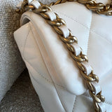 CHANEL Handbag 22P White Lambskin Quilted 19 Flap Small MHW -Knockoff
