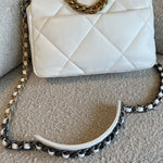 CHANEL Handbag 22P White Lambskin Quilted 19 Flap Small MHW -Knockoff
