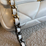 CHANEL Handbag 22P White Lambskin Quilted 19 Flap Small MHW -Knockoff
