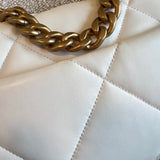 CHANEL Handbag 22P White Lambskin Quilted 19 Flap Small MHW -Knockoff
