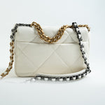 CHANEL Handbag 22P White Lambskin Quilted 19 Flap Small MHW -Knockoff
