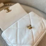 CHANEL Handbag 22P White Lambskin Quilted 19 Flap Small Mixed Hardware -Knockoff
