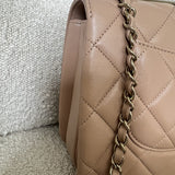 CHANEL Handbag 22S Beige Lambskin Quilted Trendy CC Light Gold Hardware -Knockoff
