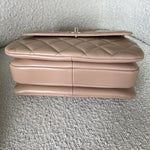 CHANEL Handbag 22S Beige Lambskin Quilted Trendy CC Light Gold Hardware -Knockoff
