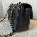 CHANEL Handbag 22S Black Lambskin Quilted Mini Rectangular Single Flap Light Gold Hardware -Knockoff
