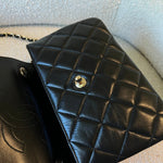 CHANEL Handbag 22S Black Lambskin Quilted Trendy CC Small LGHW -Knockoff
