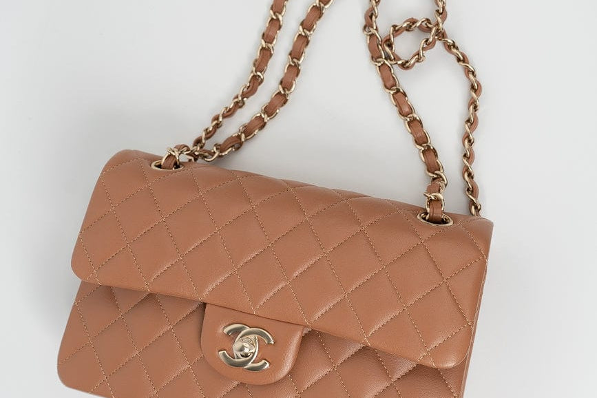 CHANEL Handbag 22S Caramel Lambskin Quilted Classic Flap Small LGHW -Knockoff
