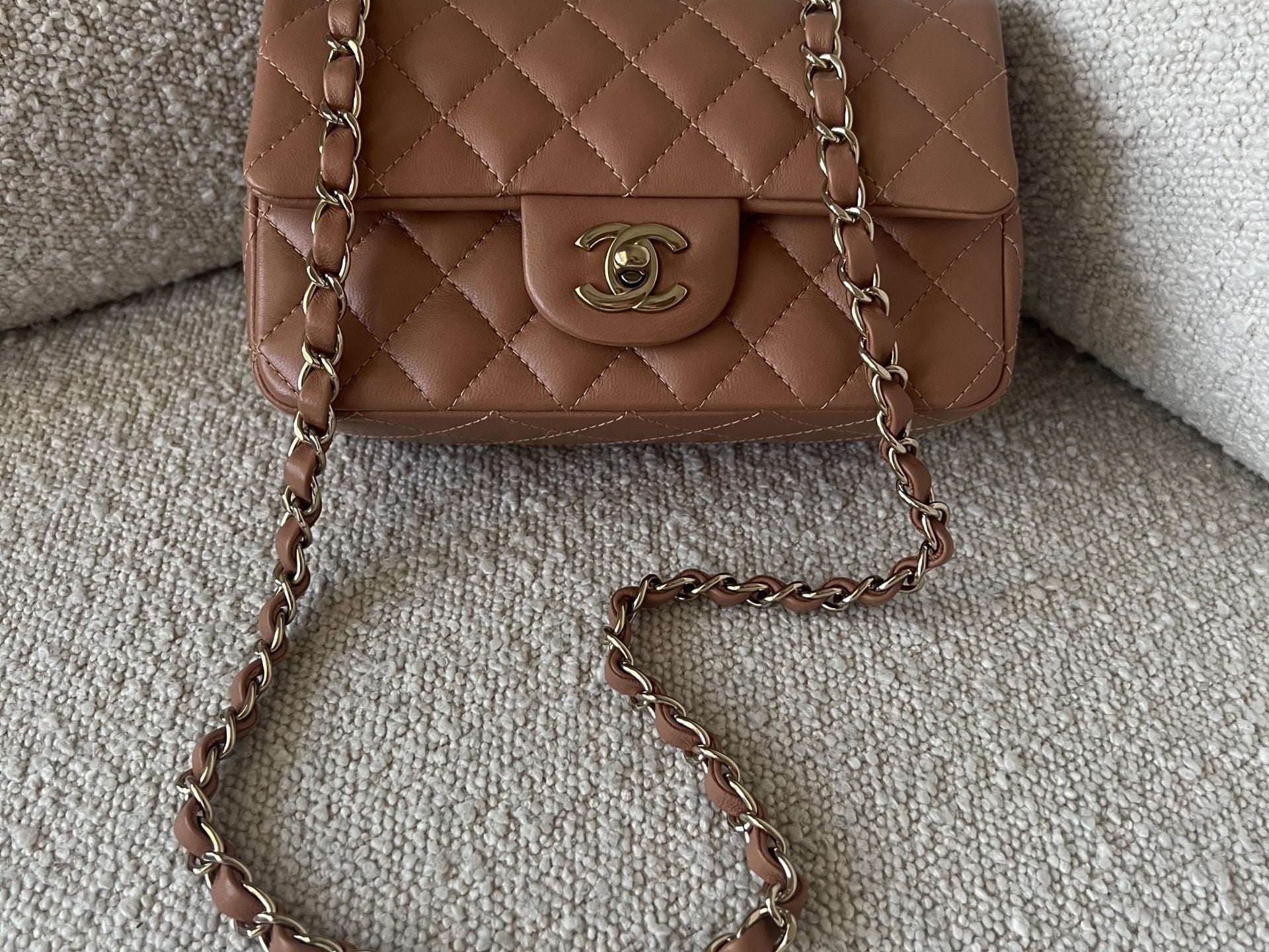 CHANEL Handbag 22S Caramel Mini Rectangular Lambskin Quilted LGHW -Knockoff
