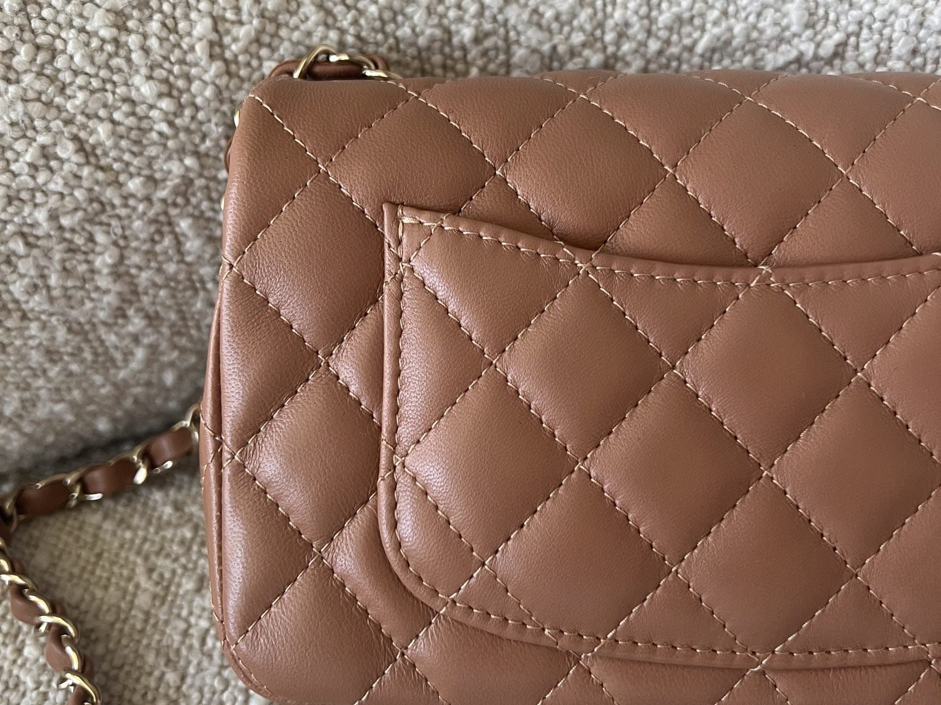 CHANEL Handbag 22S Caramel Mini Rectangular Lambskin Quilted LGHW -Knockoff
