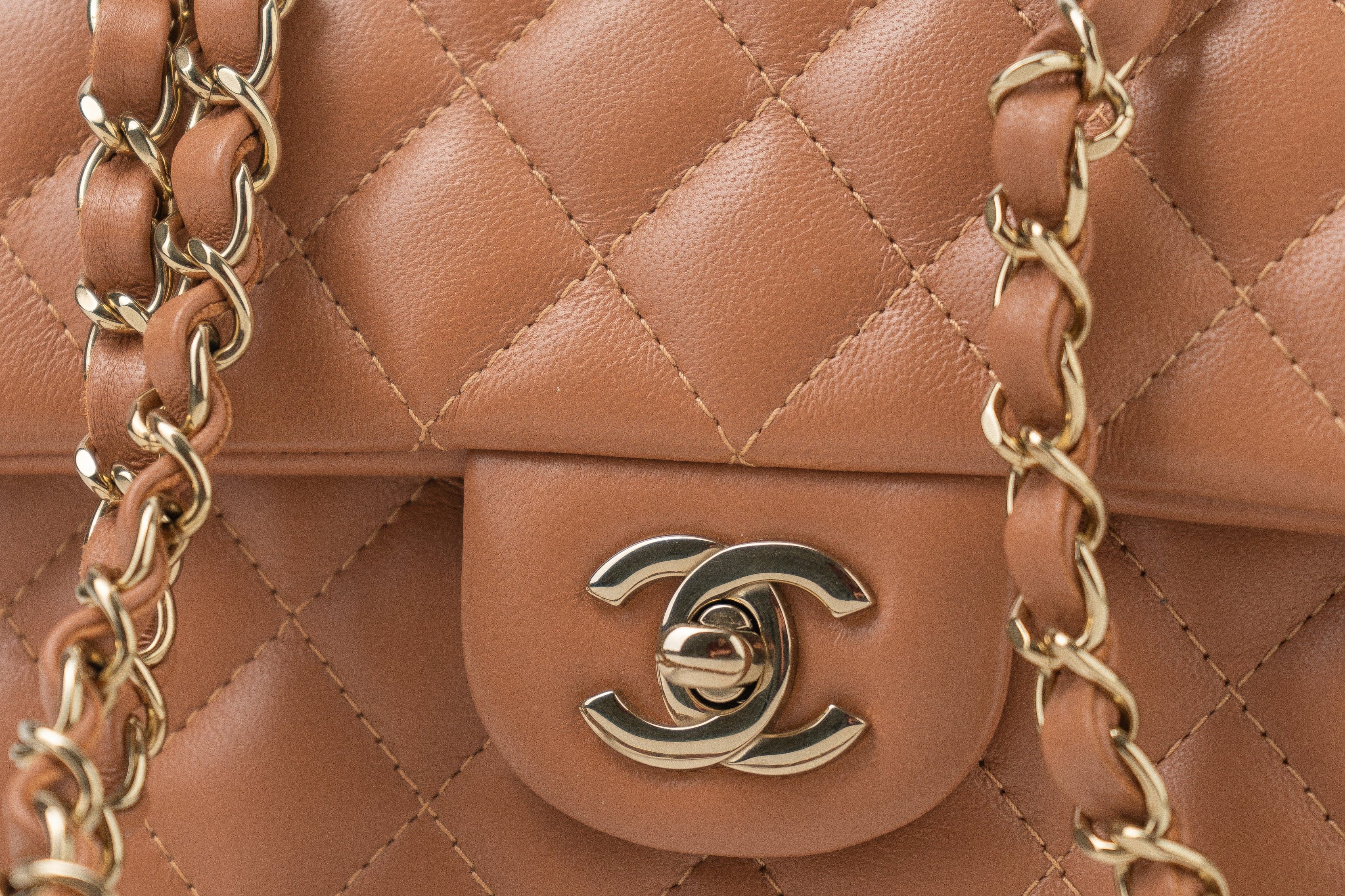 CHANEL Handbag 22S Caramel Mini Rectangular Lambskin Quilted LGHW -Knockoff
