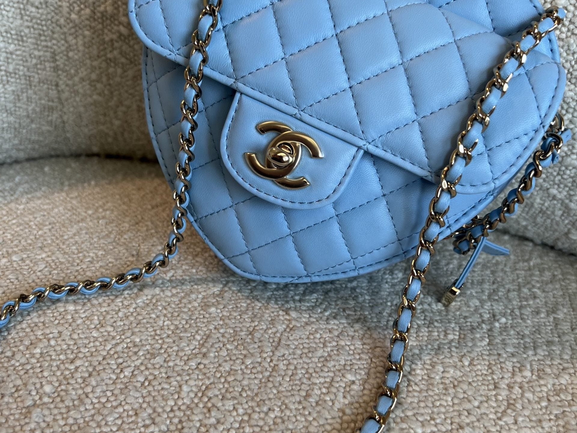 CHANEL Handbag 22S CC In Love Blue Lambskin Quilted Large Heart Bag LGHW -Knockoff
