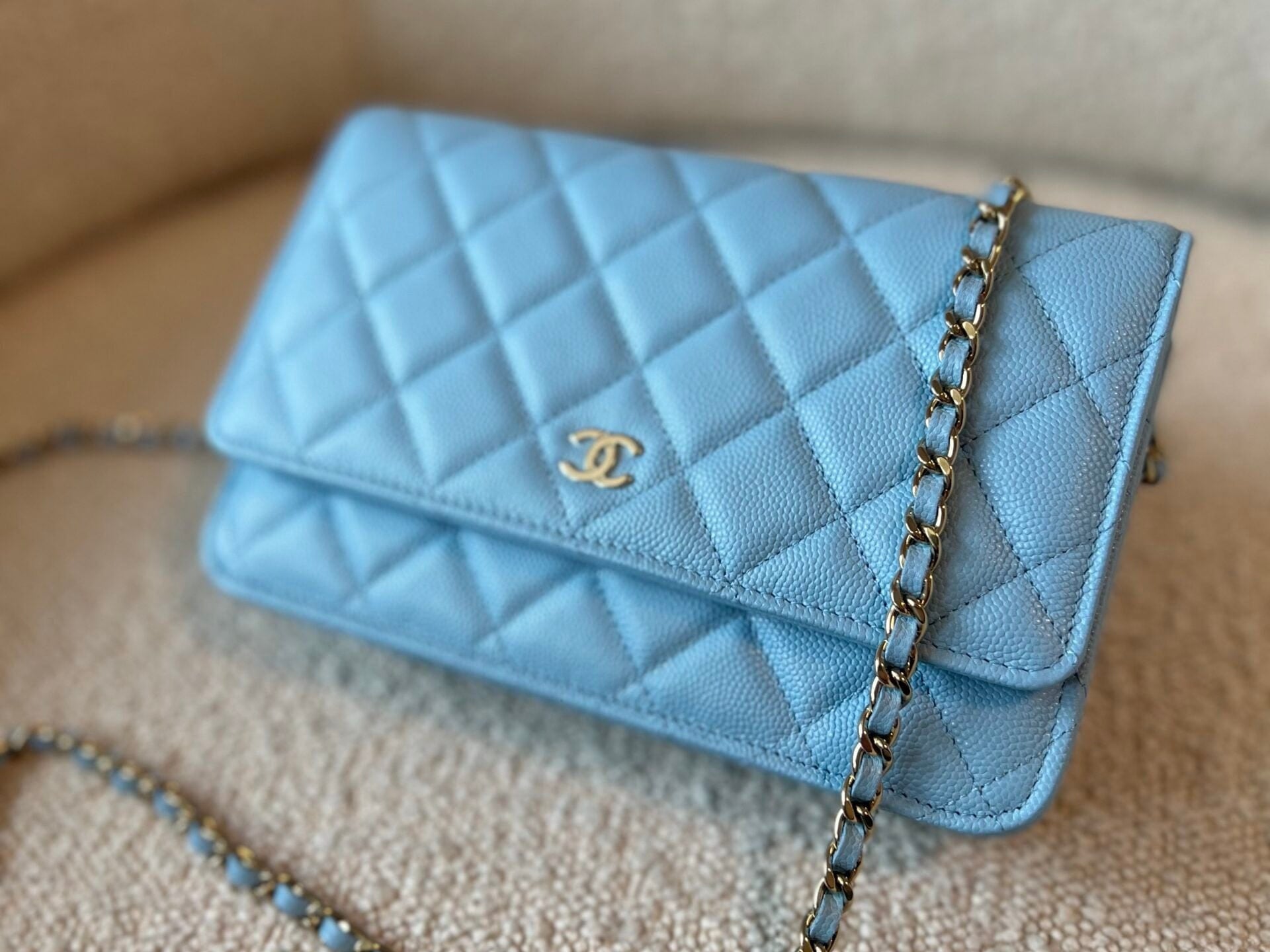 CHANEL Handbag 22S Light Blue Caviar Quilted Wallet On Chain (WOC) -Knockoff
