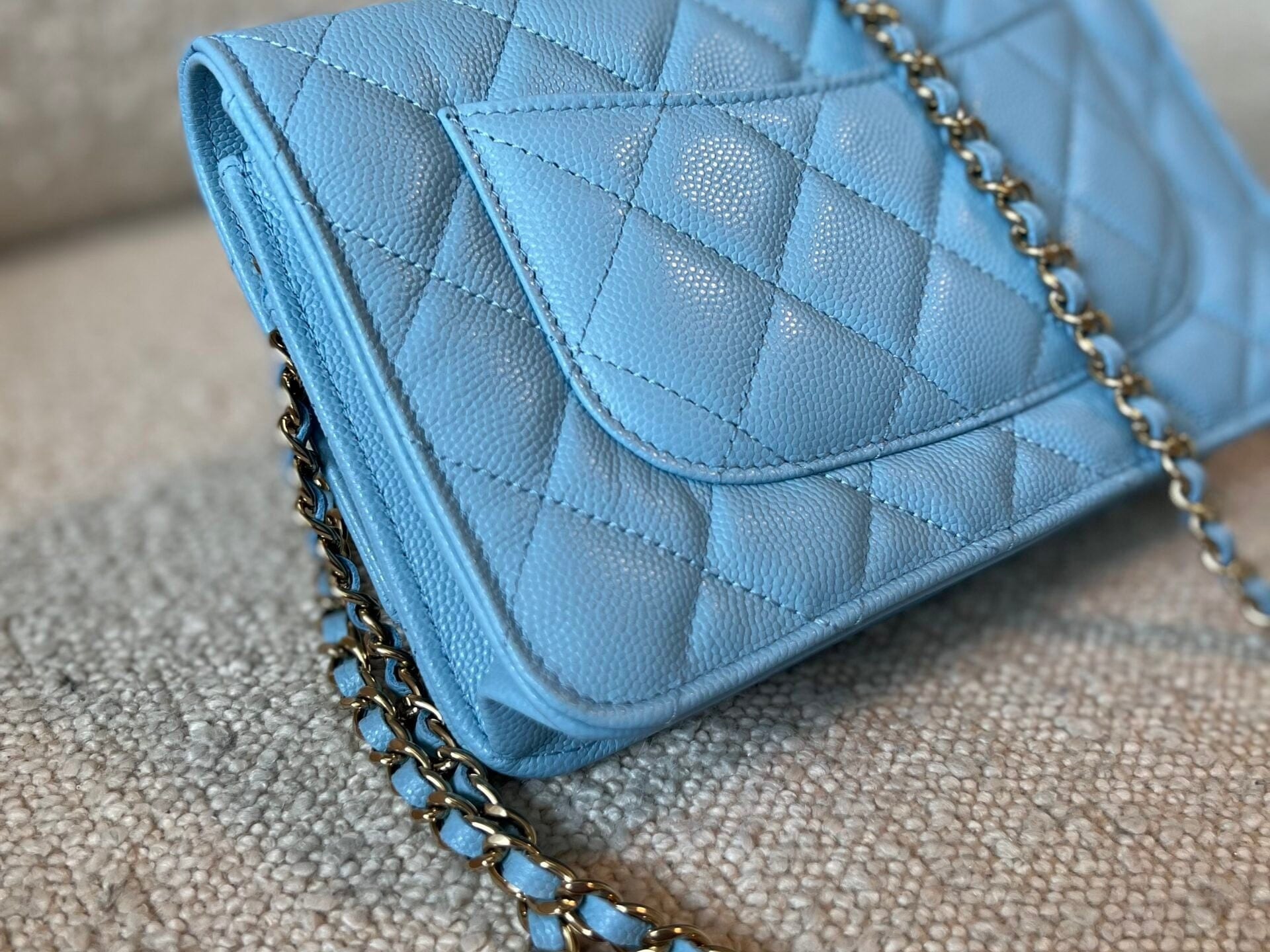 CHANEL Handbag 22S Light Blue Caviar Quilted Wallet On Chain (WOC) -Knockoff
