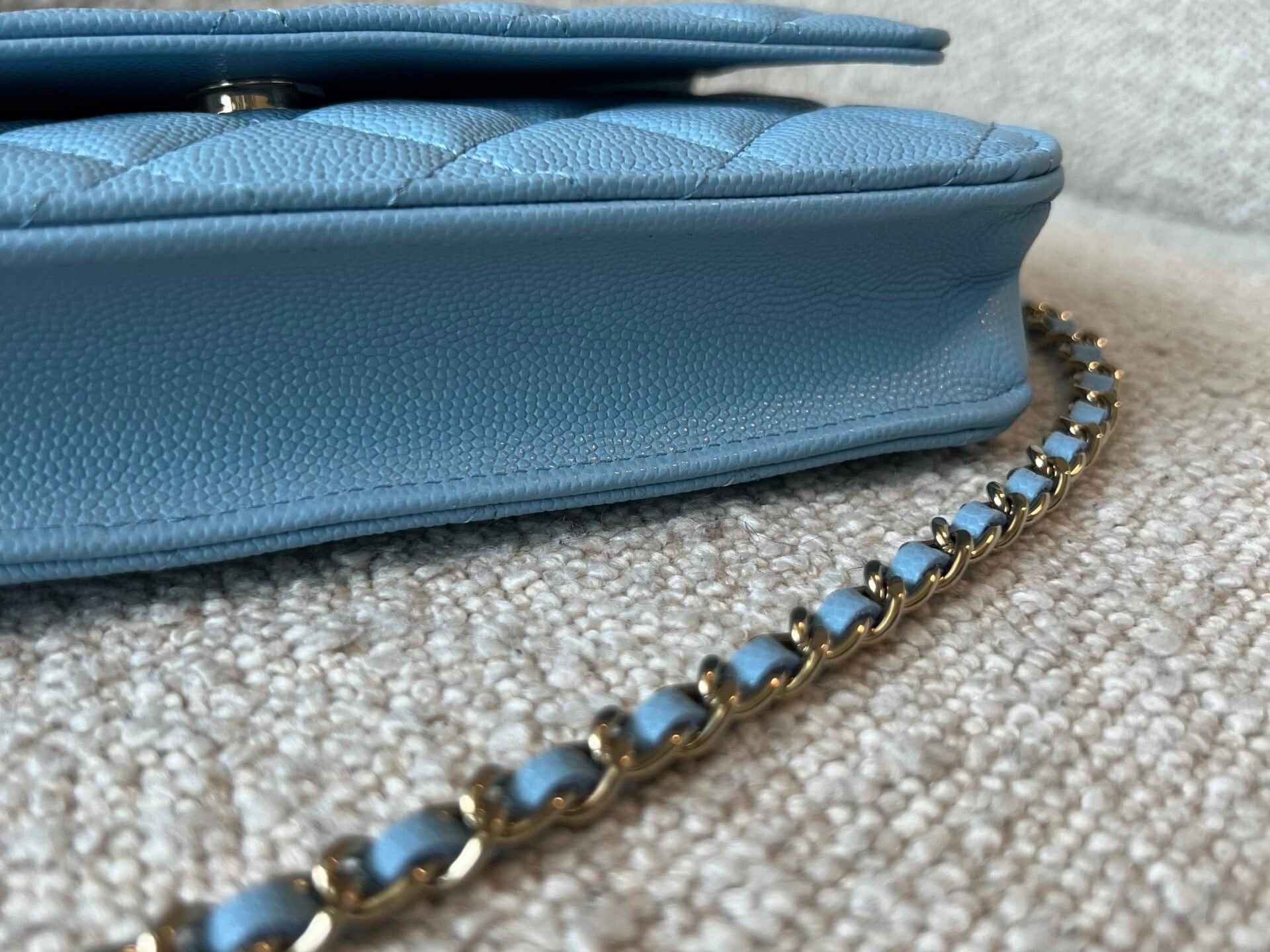 CHANEL Handbag 22S Light Blue Caviar Quilted Wallet On Chain (WOC) -Knockoff
