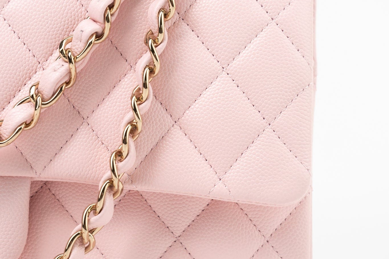 CHANEL Handbag 22S Light Pink Caviar Quilted Classic Flap Medium LGHW -Knockoff
