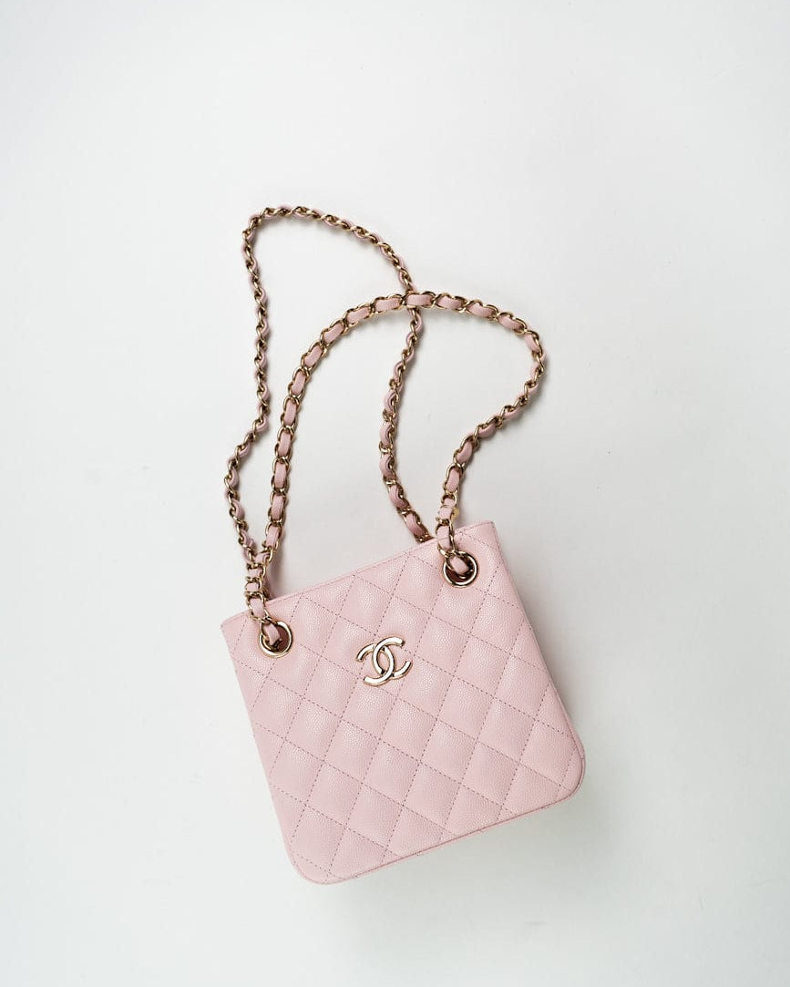 CHANEL Handbag 22S Light Pink Caviar Quilted Mini Bucket Bag LGHW -Knockoff
